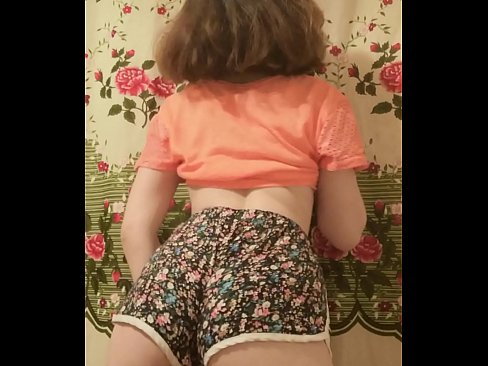 ❤️ สาวสวยเซ็กซี่กำลังปอกกางเกงขาสั้นของเธอบนกล้อง ❤️ หนังโป๊รัสเซีย ที่ th.hentaidude.ru ☑